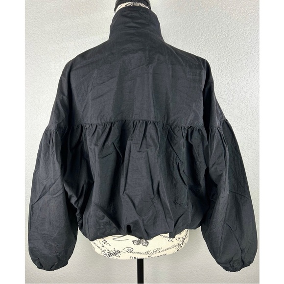 Free People Women’s Black Balloon Long Sleeve Full Zip Bomber Jacket, size Small - Picture 6 of 14